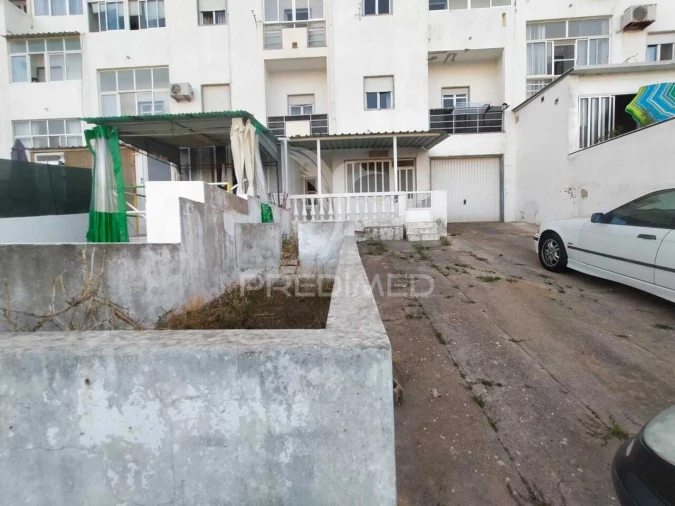 Apartamento T3 para Venda em Estômbar e Parchal Foto 24