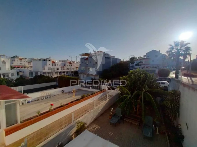 Apartamento T3 para Venda em Estômbar e Parchal Foto 1