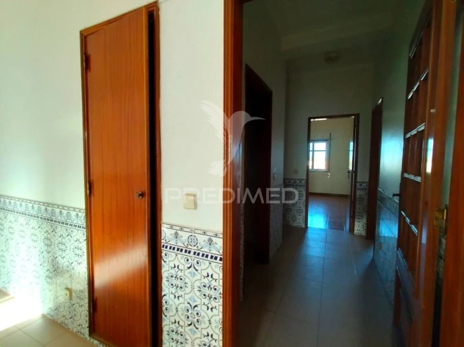 Apartamento T3 para Venda em Estômbar e Parchal Foto 13