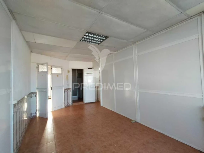 Apartamento T3 para Venda em Estômbar e Parchal Foto 21