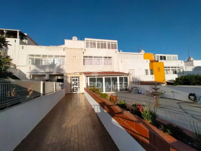 Apartamento T3 para Venda em Estômbar e Parchal Foto 12