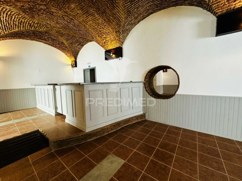 Loja para Arrendamento em Caia, São Pedro e Alcáçova Foto 10