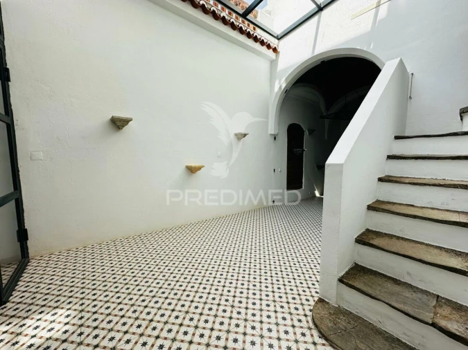 Loja para Arrendamento em Caia, São Pedro e Alcáçova Foto 23