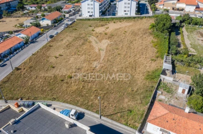 Terreno para Venda em Mafamude e Vilar do Paraíso