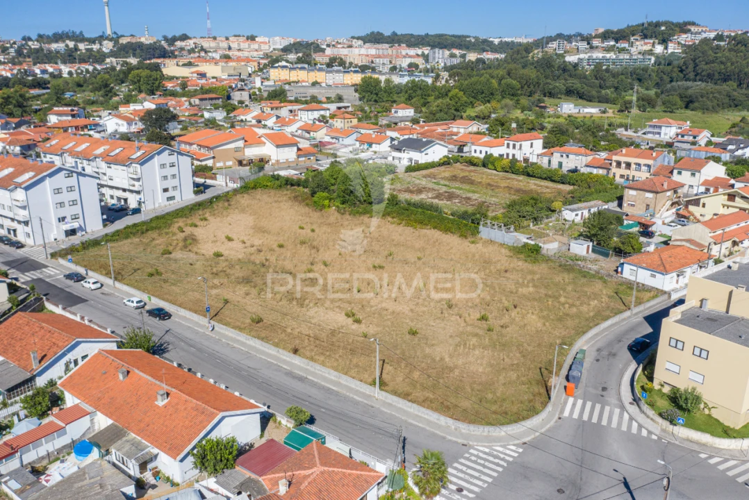 Terreno para Venda em Mafamude e Vilar do Paraíso Foto 6