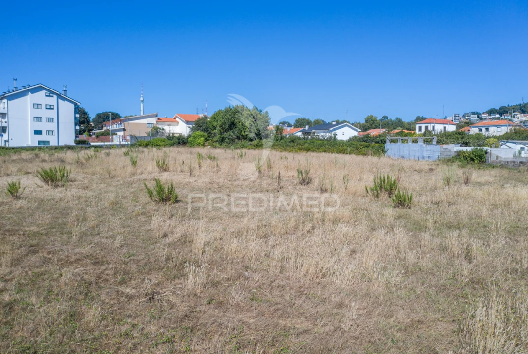Terreno para Venda em Mafamude e Vilar do Paraíso Foto 12