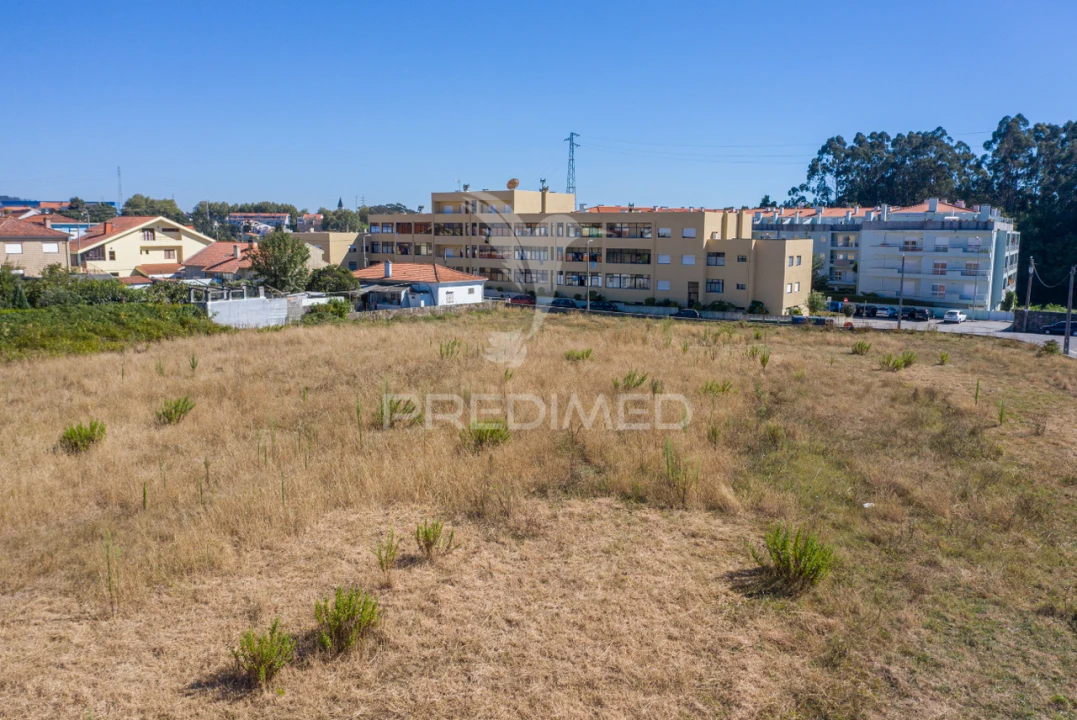 Terreno para Venda em Mafamude e Vilar do Paraíso Foto 13
