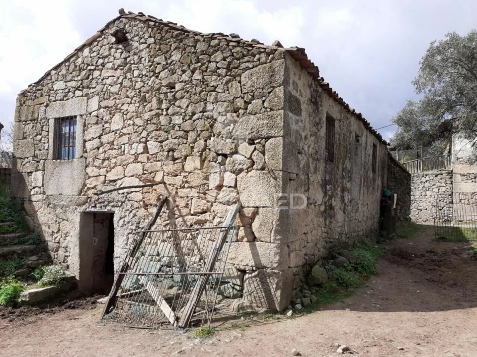 Quinta T6 para Venda em Trancoso (São Pedro e Santa Maria) e Souto Maior Foto 12