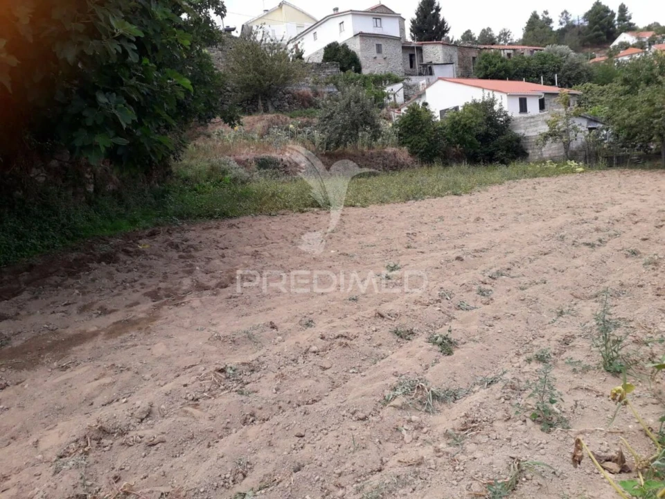 Terreno para Venda em Freches e Torres Foto 1