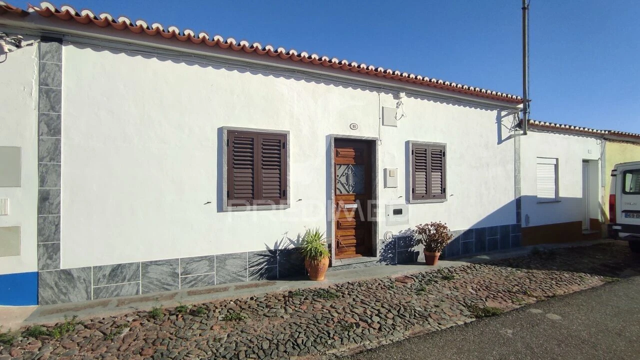 Moradia T3 para Venda em Trigaches e São Brissos Foto 8