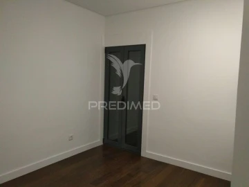 Apartamento T4 para Venda em Cedofeita, Santo Ildefonso, Sé, Miragaia, São Nicolau e Vitória