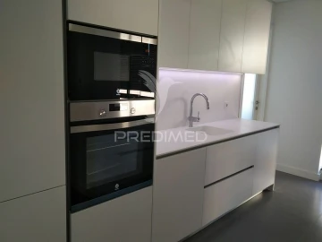Apartamento T4 para Venda em Cedofeita, Santo Ildefonso, Sé, Miragaia, São Nicolau e Vitória