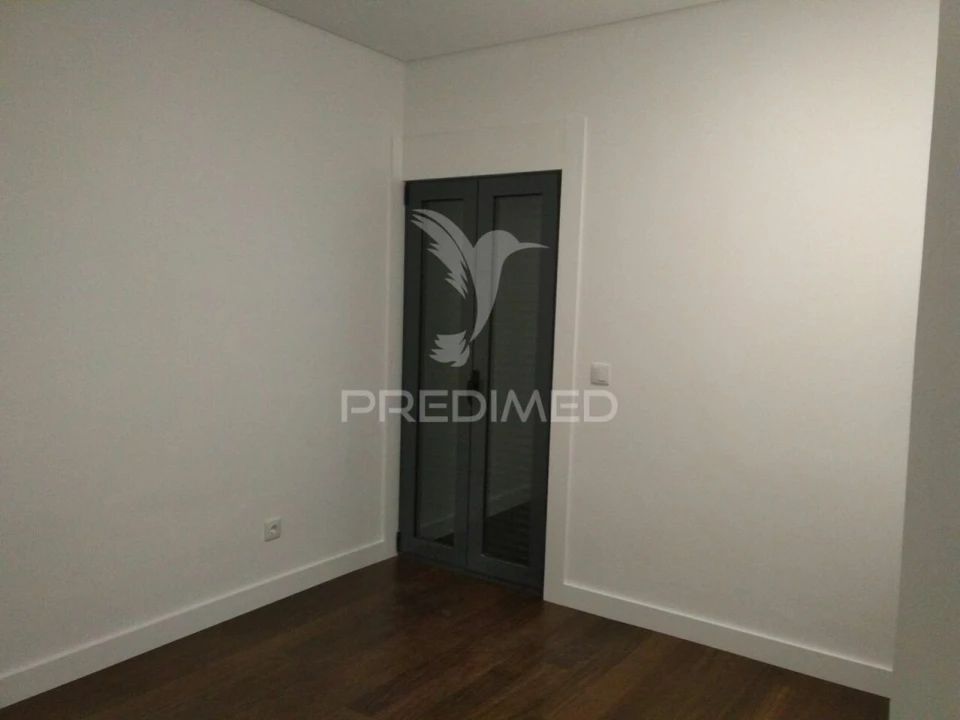 Apartamento T4 para Venda em Cedofeita, Santo Ildefonso, Sé, Miragaia, São Nicolau e Vitória Foto 10