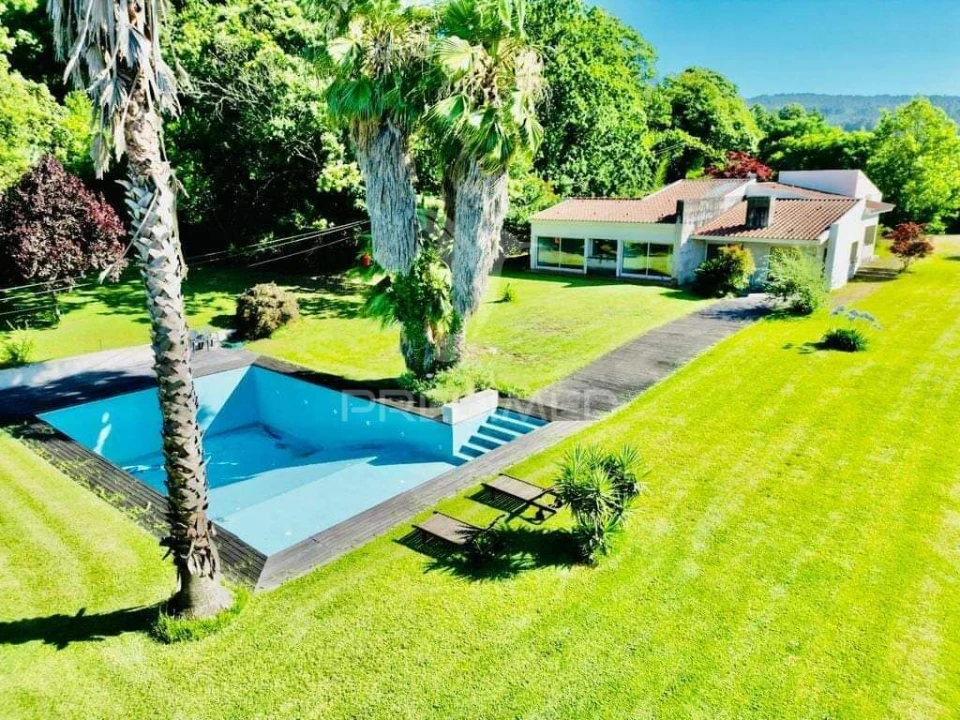 Moradia T3 para Venda em Merelim (São Paio), Panoias e Parada de Tibães Foto 1