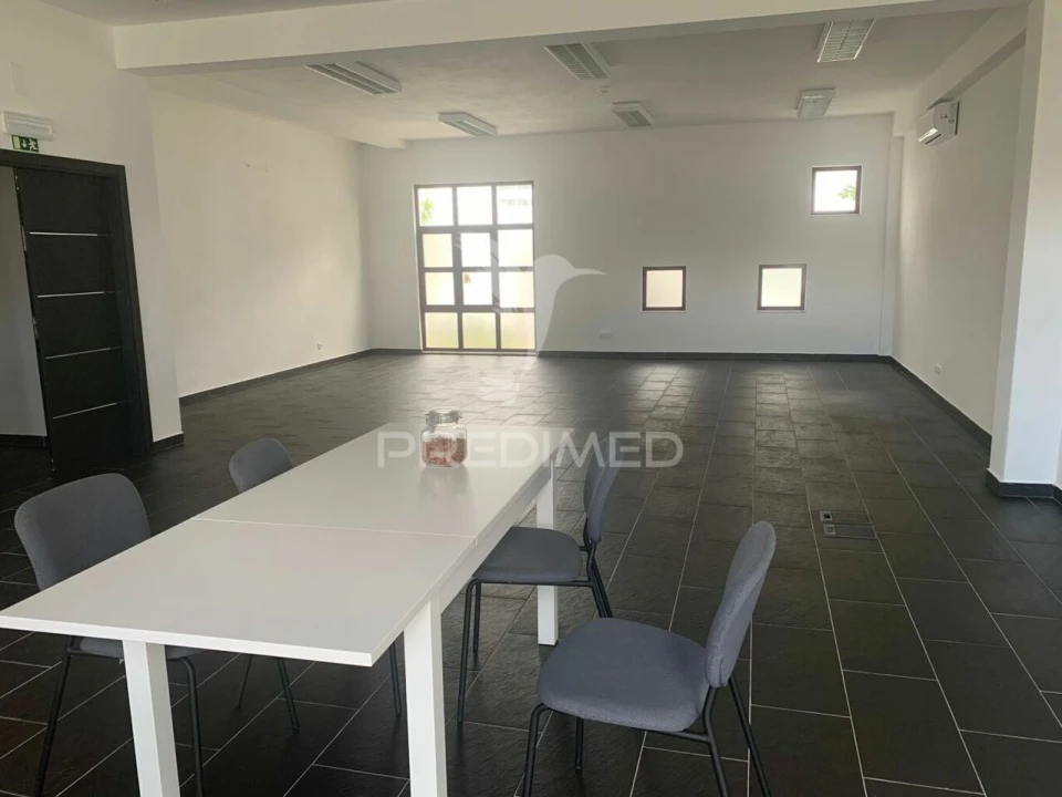 Escritório para Arrendamento em Malagueira e Horta das Figueiras Foto 17