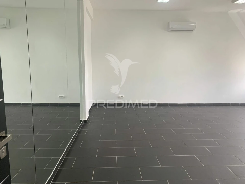 Escritório para Arrendamento em Malagueira e Horta das Figueiras Foto 3