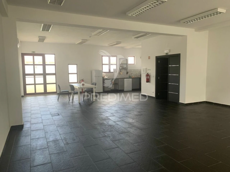 Escritório para Arrendamento em Malagueira e Horta das Figueiras Foto 16
