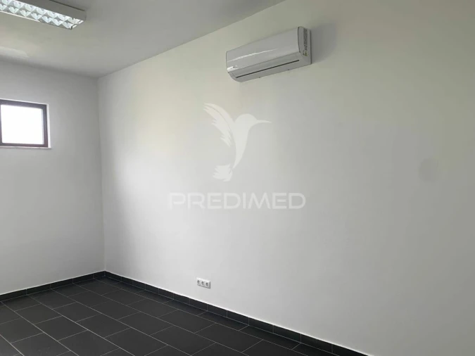 Escritório para Arrendamento em Malagueira e Horta das Figueiras Foto 2