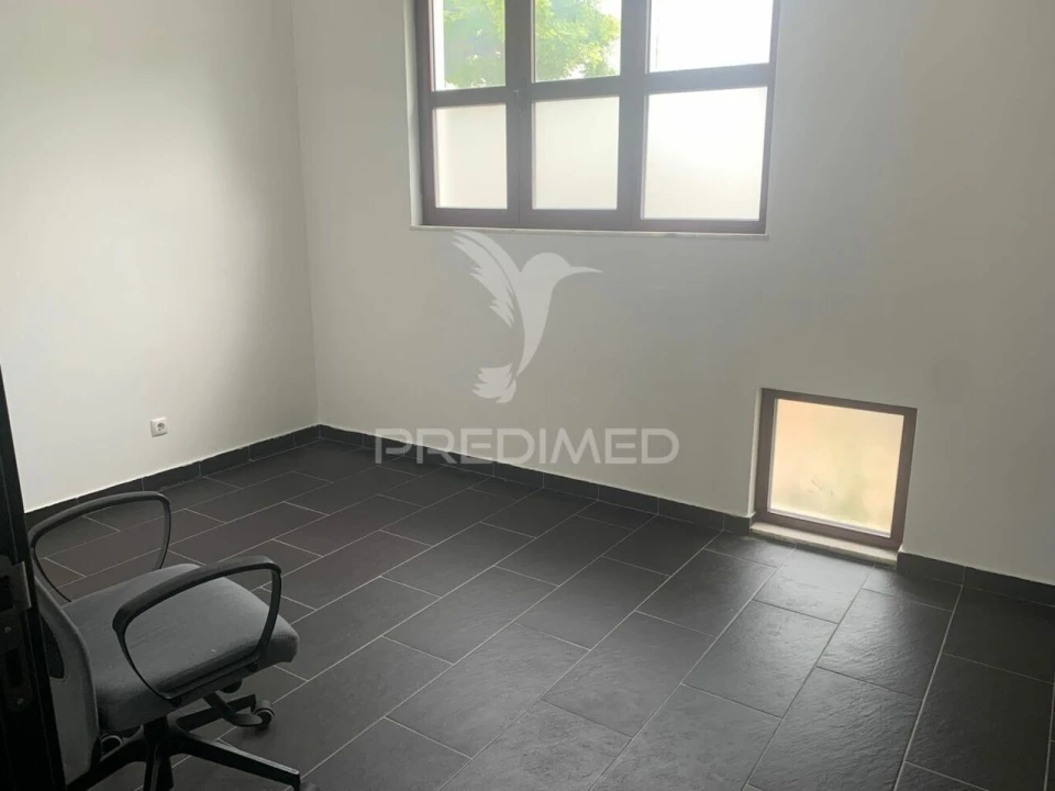 Escritório para Arrendamento em Malagueira e Horta das Figueiras Foto 3