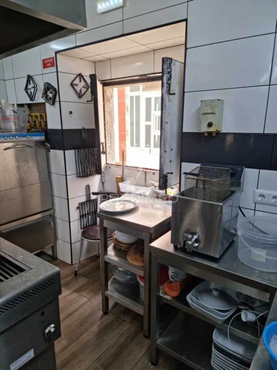 Loja para Venda em Olhão Foto 12