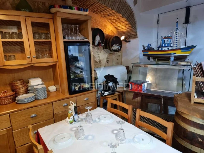 Loja para Venda em Olhão Foto 2