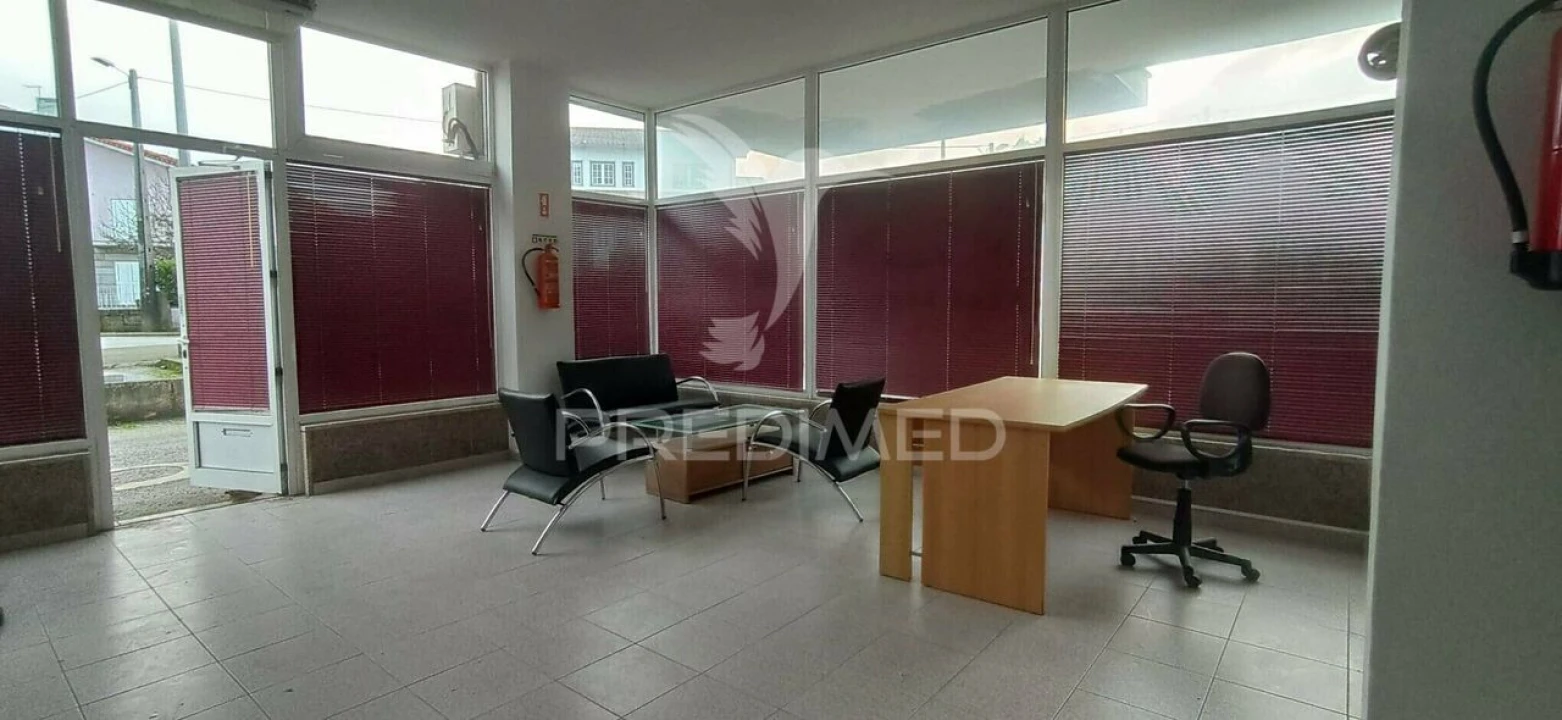 Loja para Venda em Trancoso (São Pedro e Santa Maria) e Souto Maior Foto 1