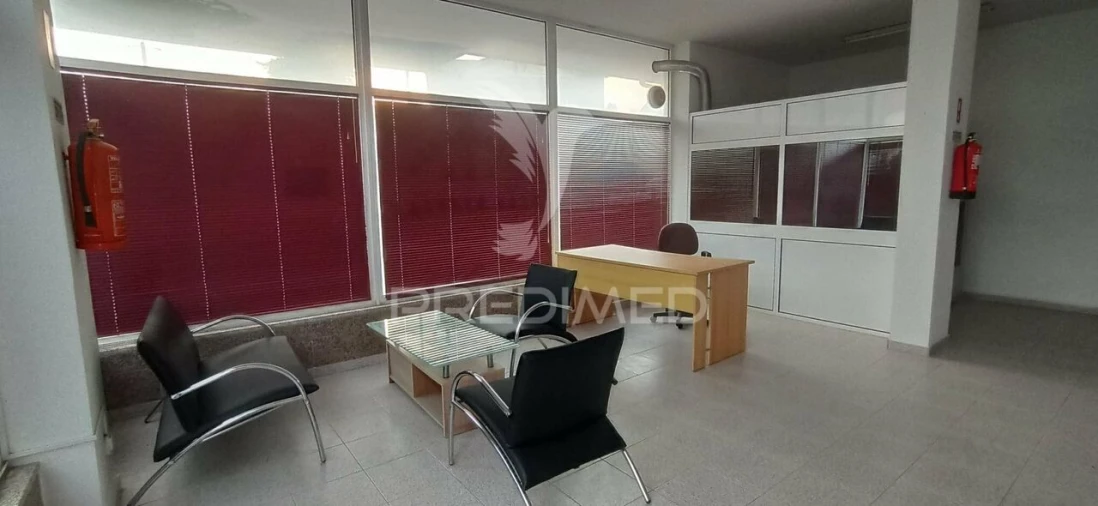 Loja para Venda em Trancoso (São Pedro e Santa Maria) e Souto Maior Foto 2