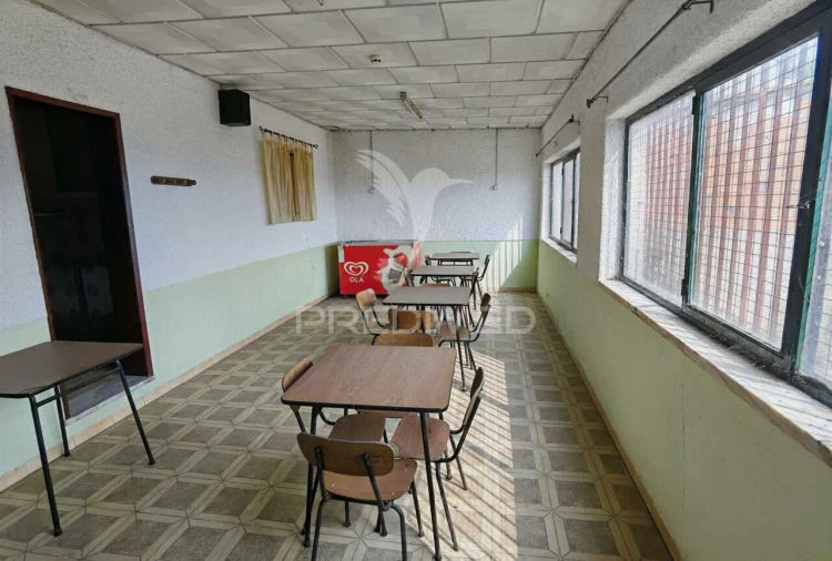 Loja para Venda em São Vicente do Paul e Vale de Figueira Foto 14