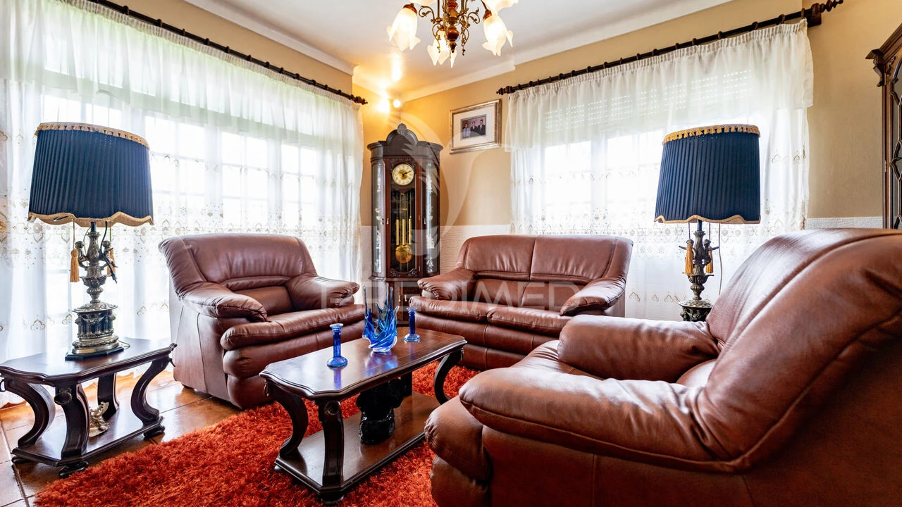 Moradia T4 para Venda em São Mateus da Calheta Foto 12