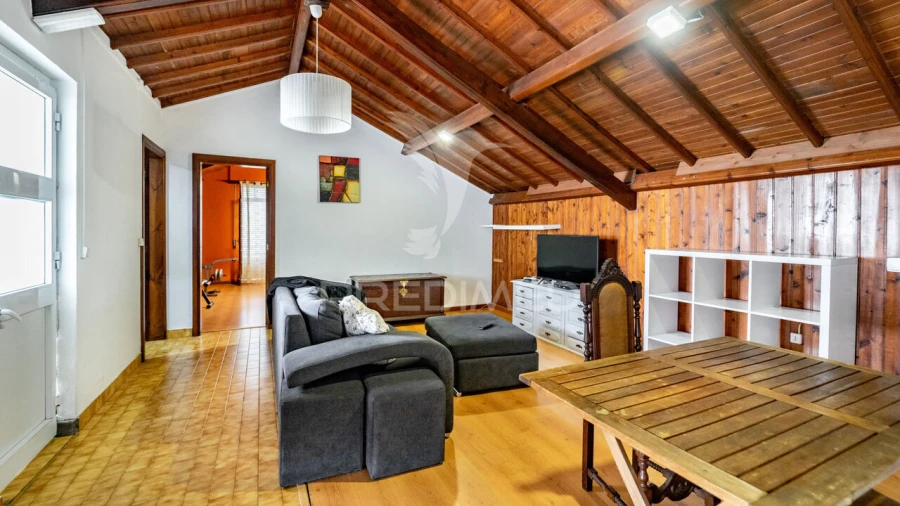 Moradia T4 para Venda em São Mateus da Calheta Foto 23