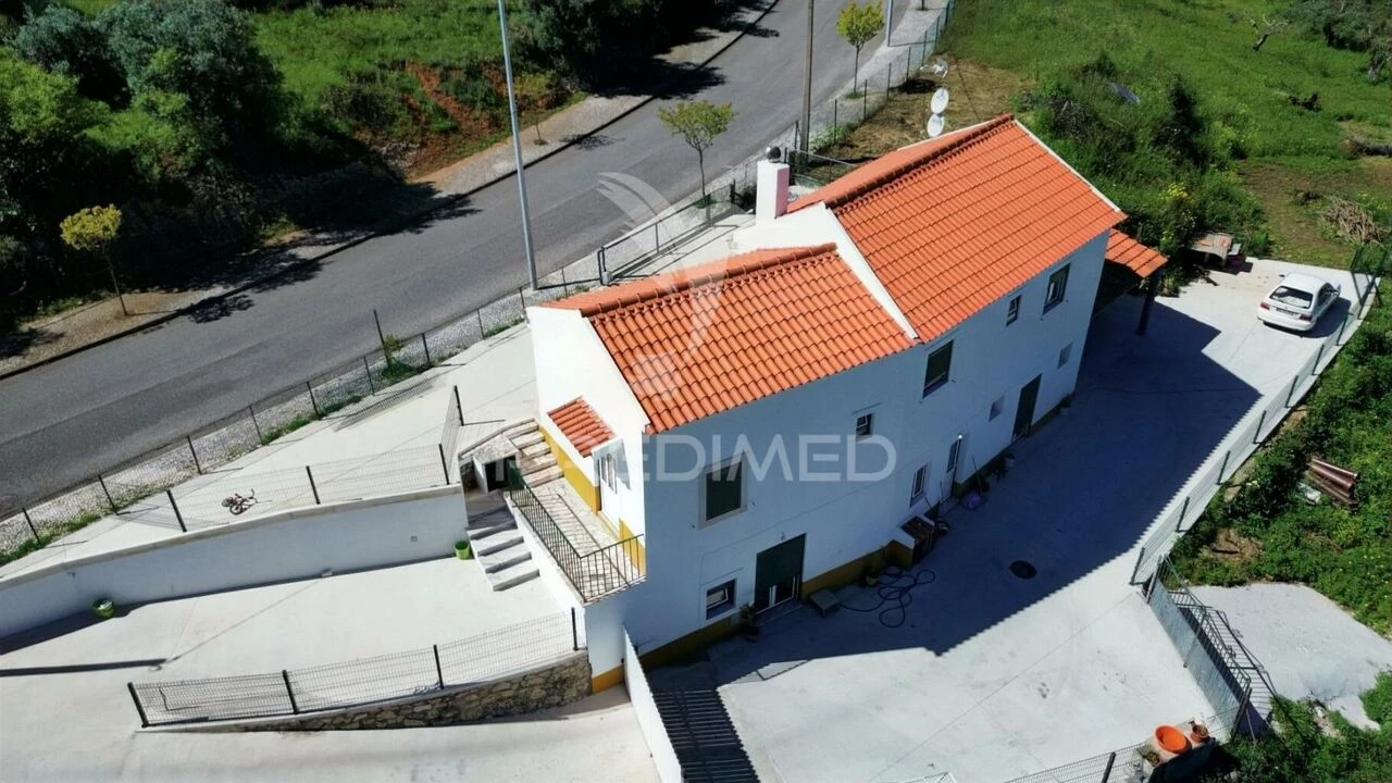 Moradia T5 para Venda em Alcanena e Vila Moreira Foto 5