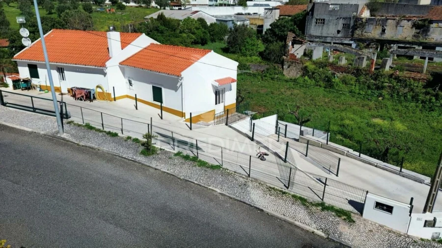 Moradia T5 para Venda em Alcanena e Vila Moreira Foto 3