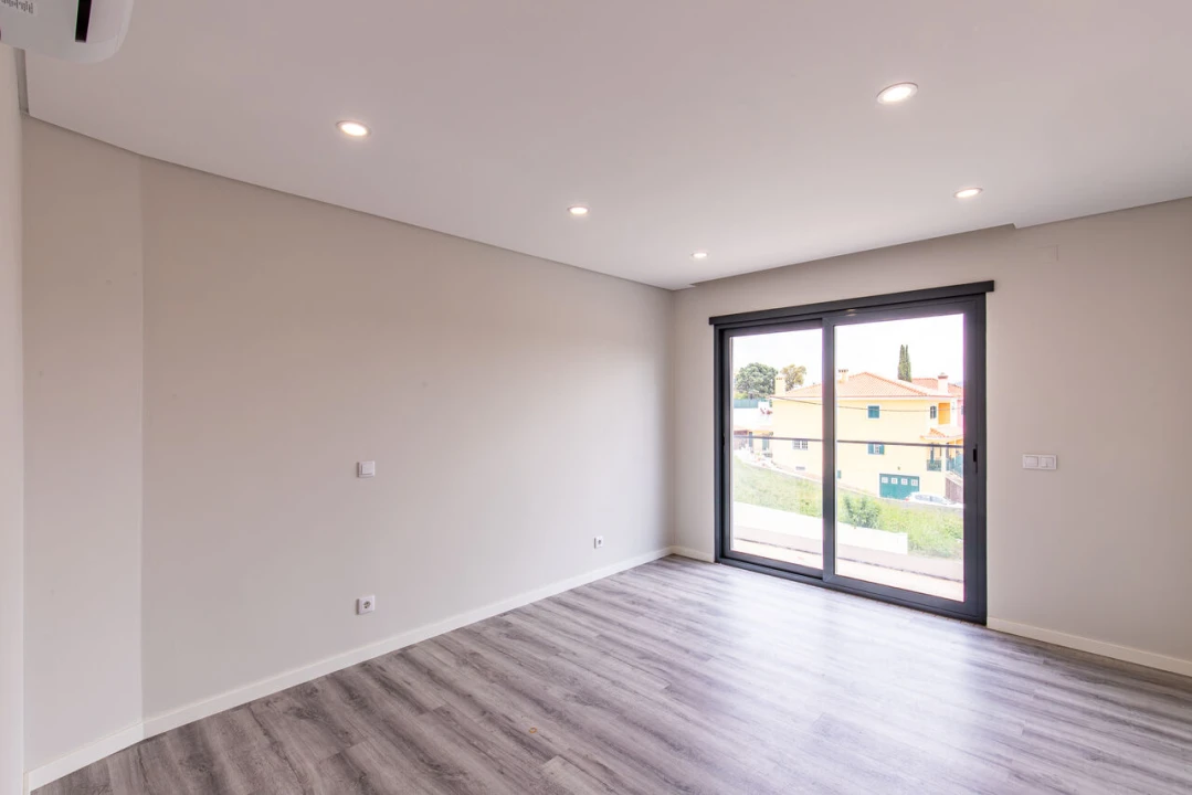 Moradia T5 para Venda em Enxara do Bispo, Gradil e Vila Franca do Rosário Foto 17