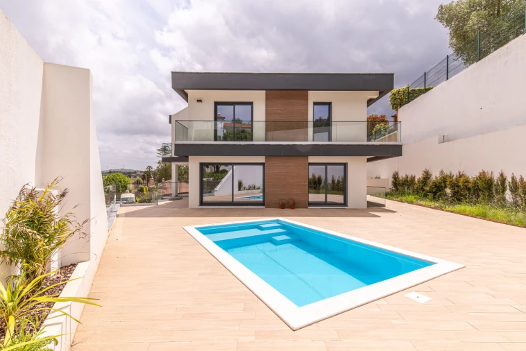 Moradia T5 para Venda em Enxara do Bispo, Gradil e Vila Franca do Rosário Foto 1