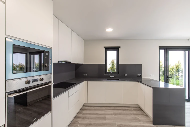 Moradia T5 para Venda em Enxara do Bispo, Gradil e Vila Franca do Rosário Foto 2