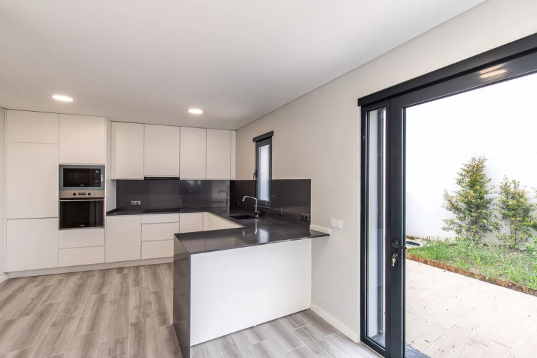 Moradia T5 para Venda em Enxara do Bispo, Gradil e Vila Franca do Rosário Foto 9