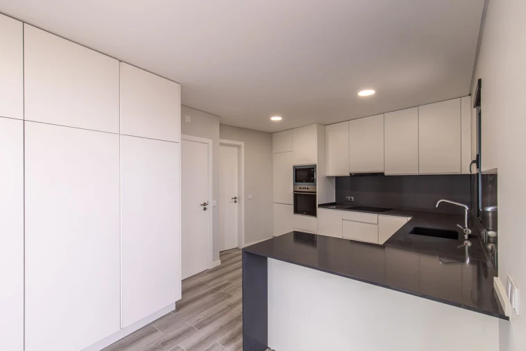 Moradia T5 para Venda em Enxara do Bispo, Gradil e Vila Franca do Rosário Foto 10