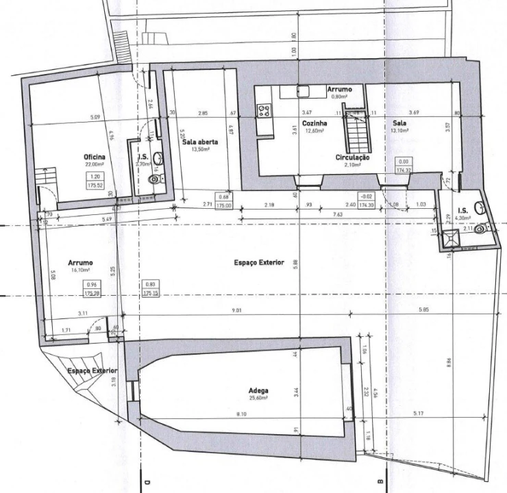 Moradia T2 para Venda em Igreja Nova e Cheleiros Foto 24