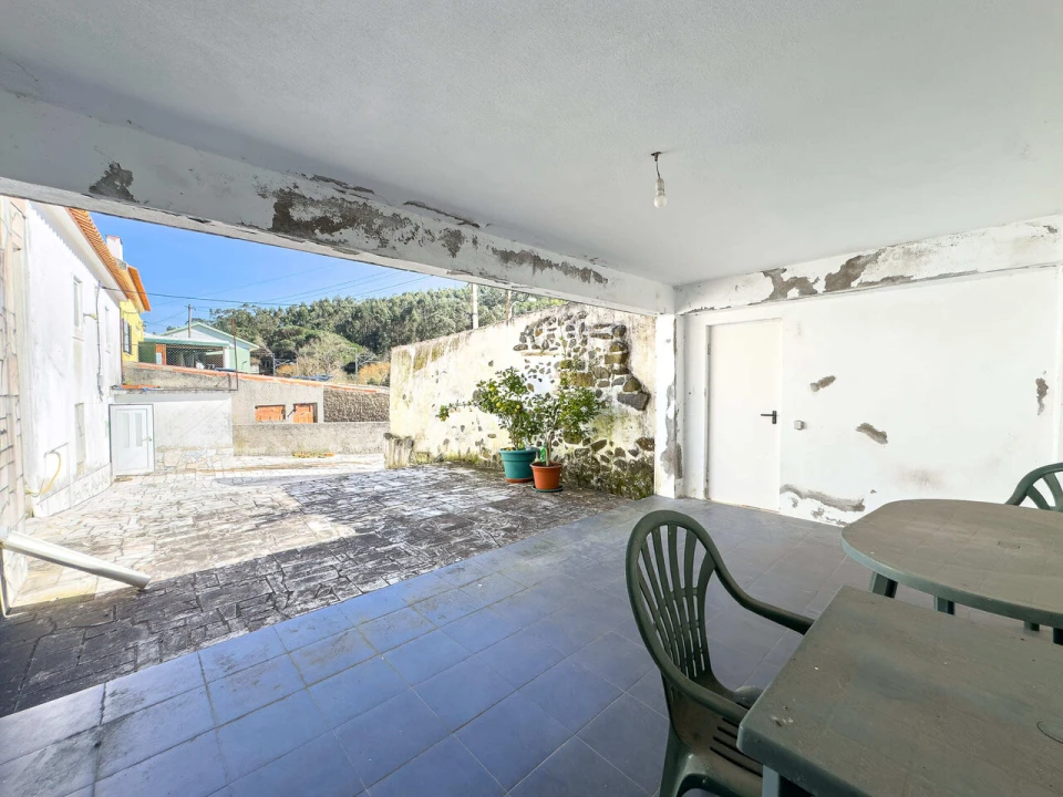 Moradia T2 para Venda em Igreja Nova e Cheleiros Foto 20