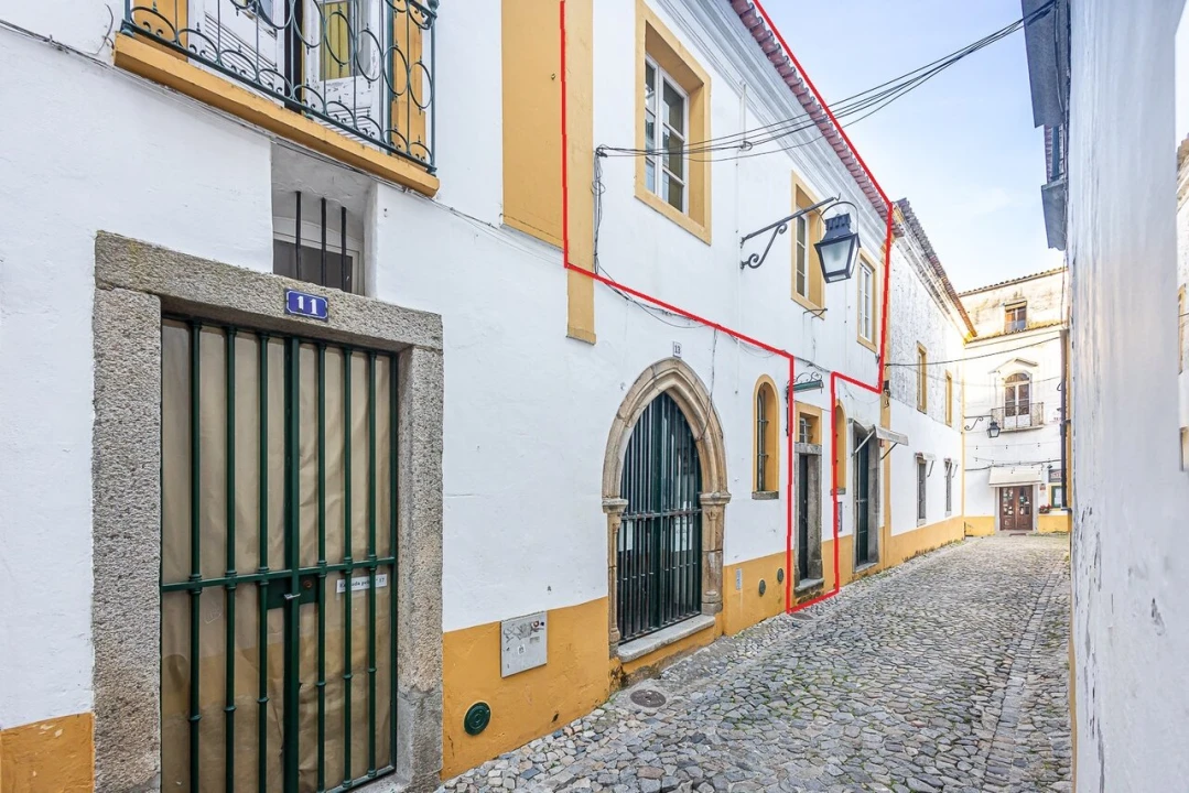 Moradia T7 para Venda em Évora (São Mamede, Sé, São Pedro e Santo Antão) Foto 1