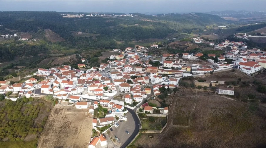 Moradia T3 para Venda em Azueira e Sobral da Abelheira Foto 18