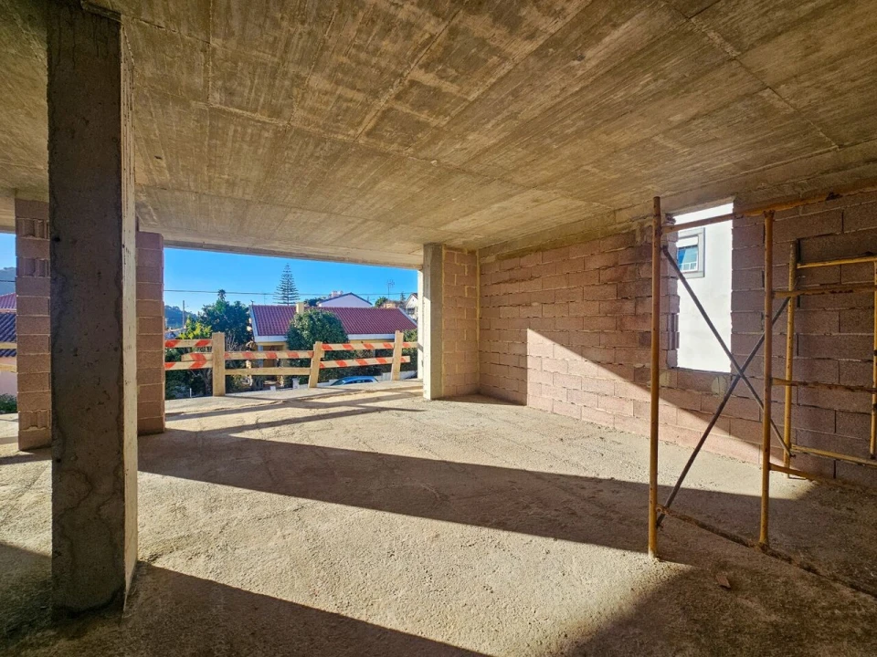 Moradia T5 para Venda em Venda do Pinheiro e Santo Estêvão das Galés Foto 12