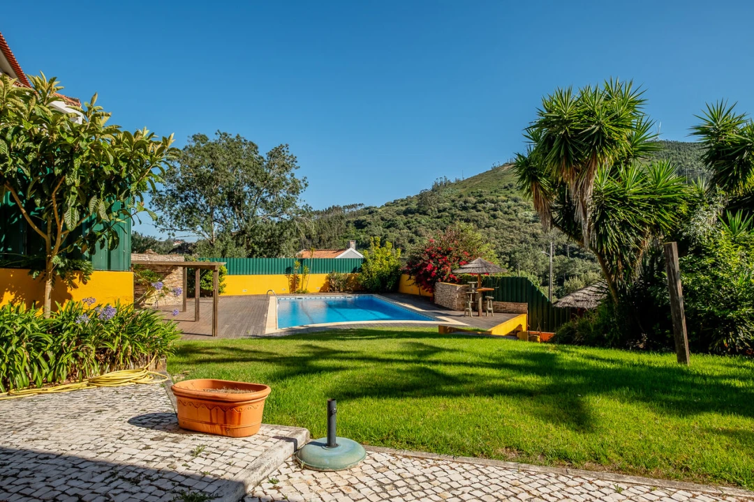 Moradia T4 para Venda em Malveira e São Miguel de Alcainça Foto 2