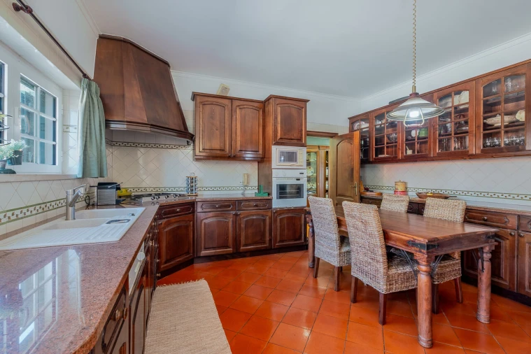 Moradia T4 para Venda em Malveira e São Miguel de Alcainça Foto 13