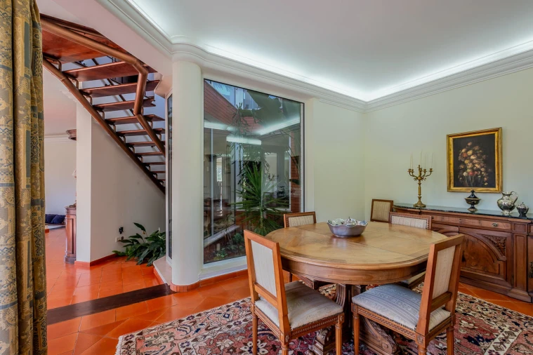 Moradia T4 para Venda em Malveira e São Miguel de Alcainça Foto 10