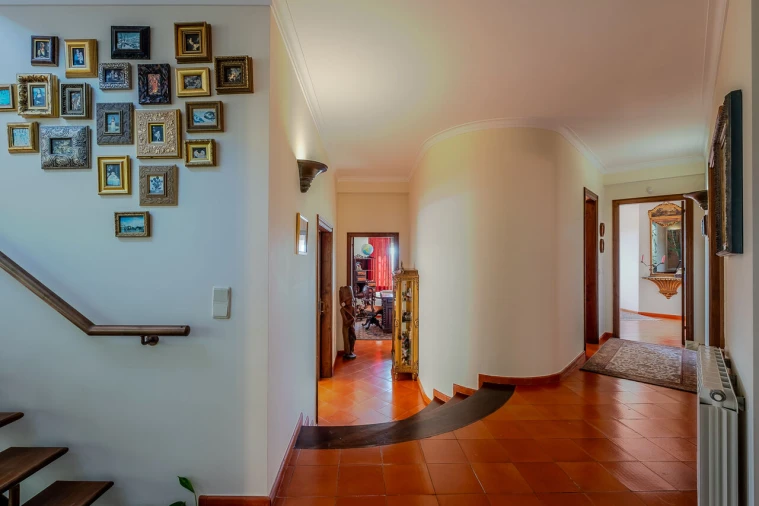 Moradia T4 para Venda em Malveira e São Miguel de Alcainça Foto 17