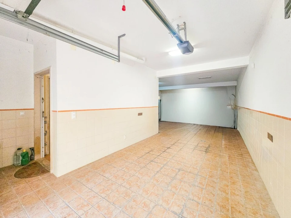 Moradia T4 para Venda em Venda do Pinheiro e Santo Estêvão das Galés Foto 19