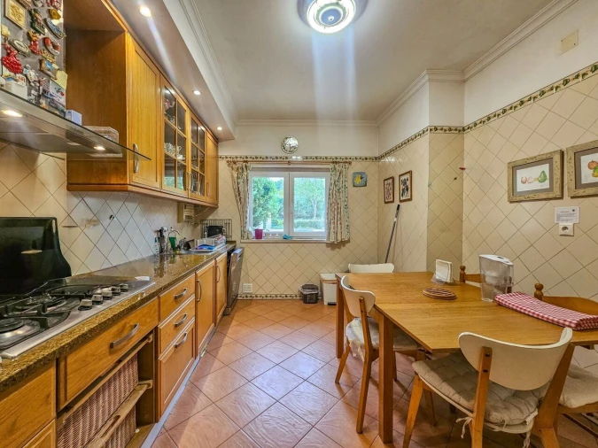 Moradia T4 para Venda em Venda do Pinheiro e Santo Estêvão das Galés Foto 7