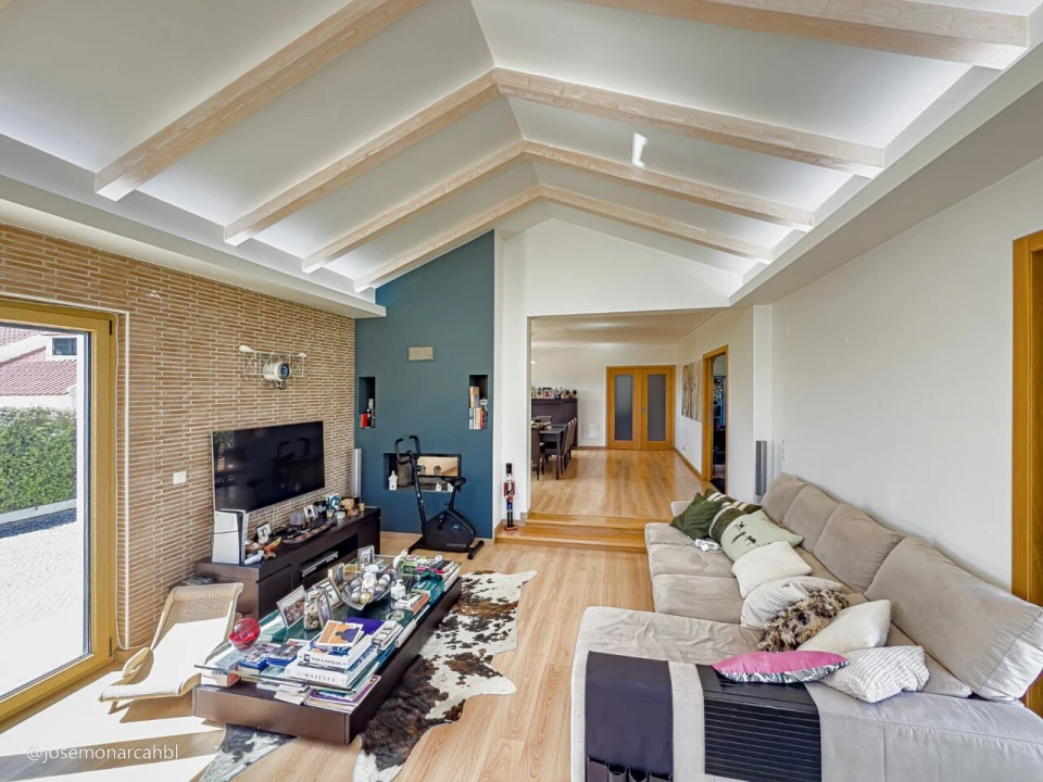 Moradia T4 para Venda em São João das Lampas e Terrugem Foto 9