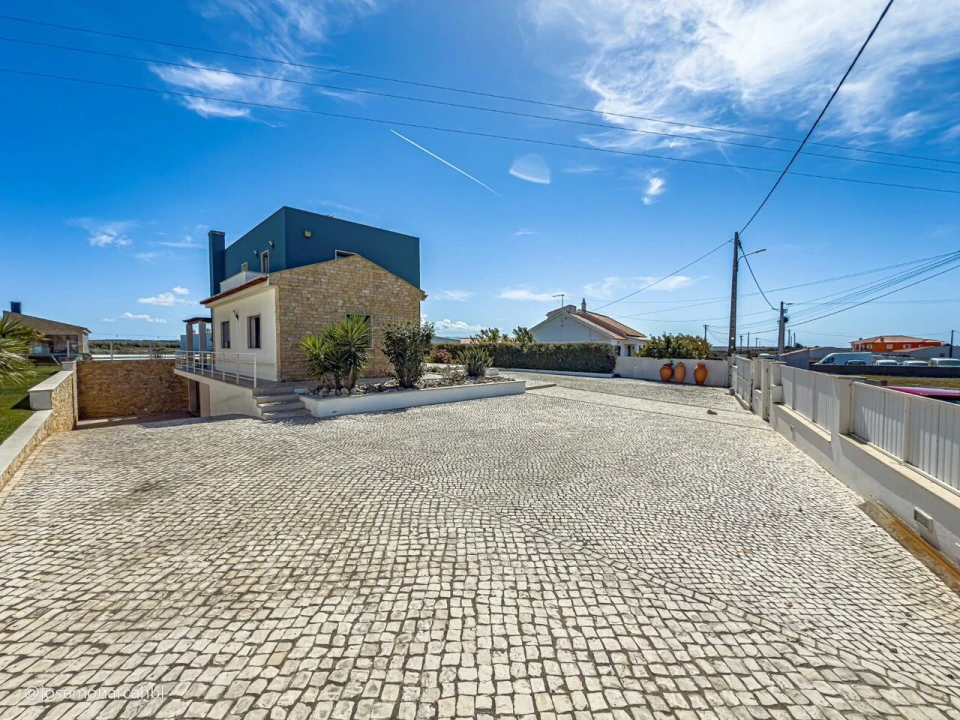 Moradia T4 para Venda em São João das Lampas e Terrugem Foto 35